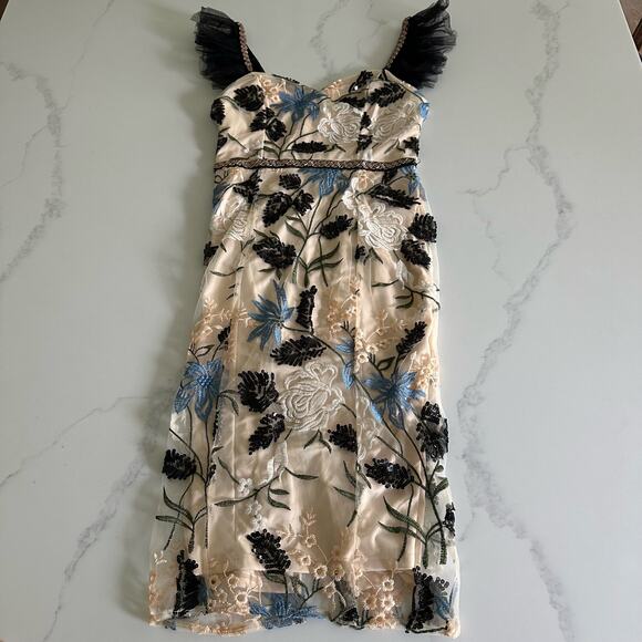 Lulus Cream Showstopper Embroidered Sequin Bodycon Midi Dress Size Small - Picture 1 of 12